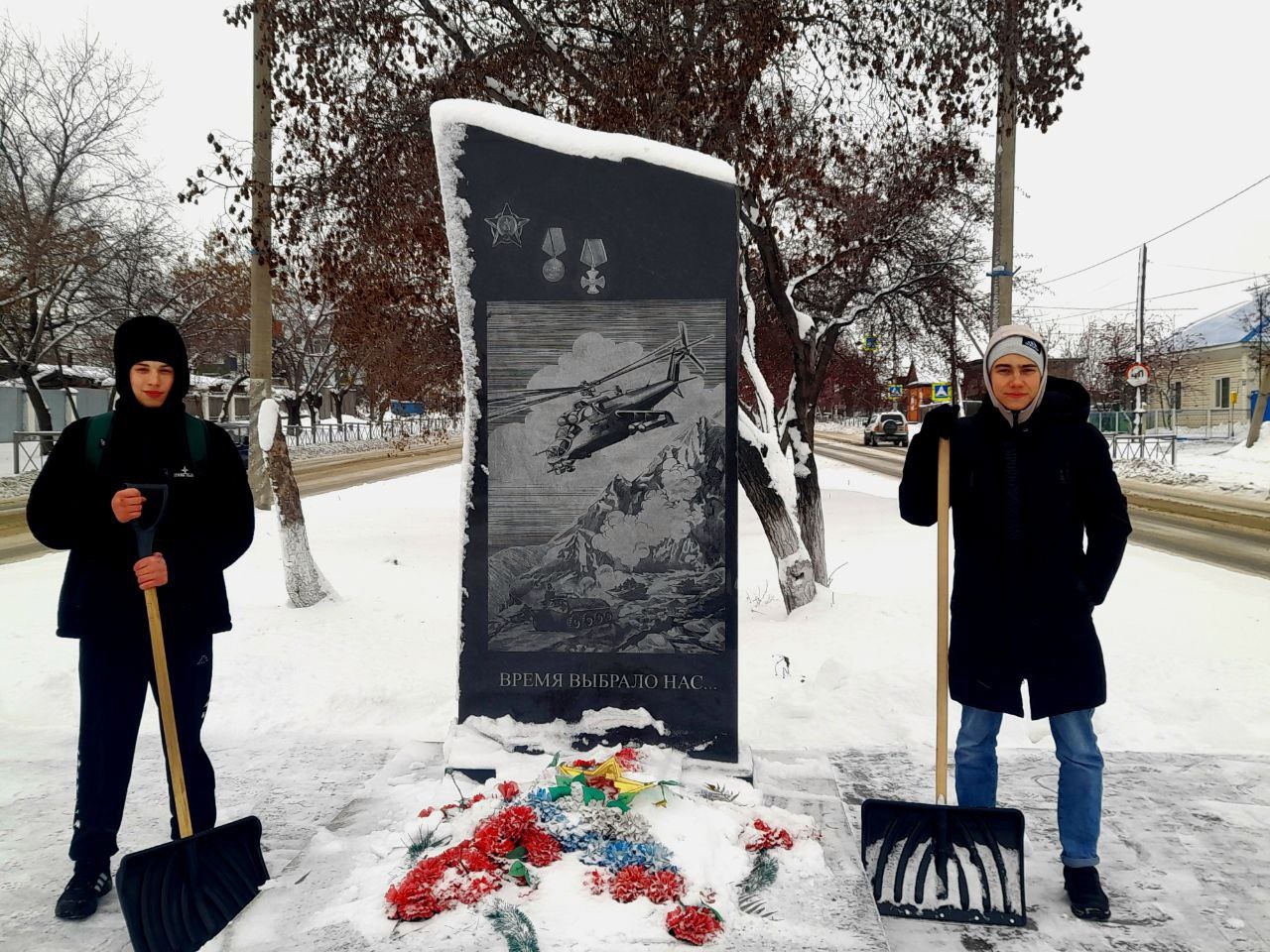  ВОЛОНТЕРЫ В ДЕЛЕ.