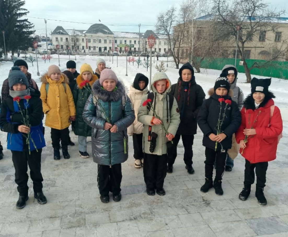 3 декабря - День неизвестного солдата.