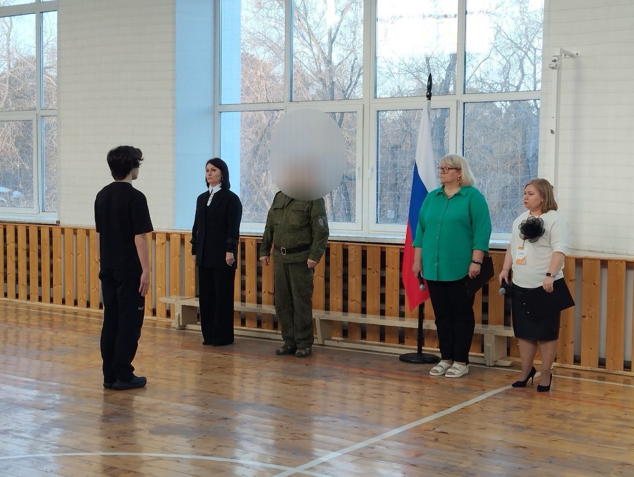 СМОТР СТРОЯ И ПЕСНИ.