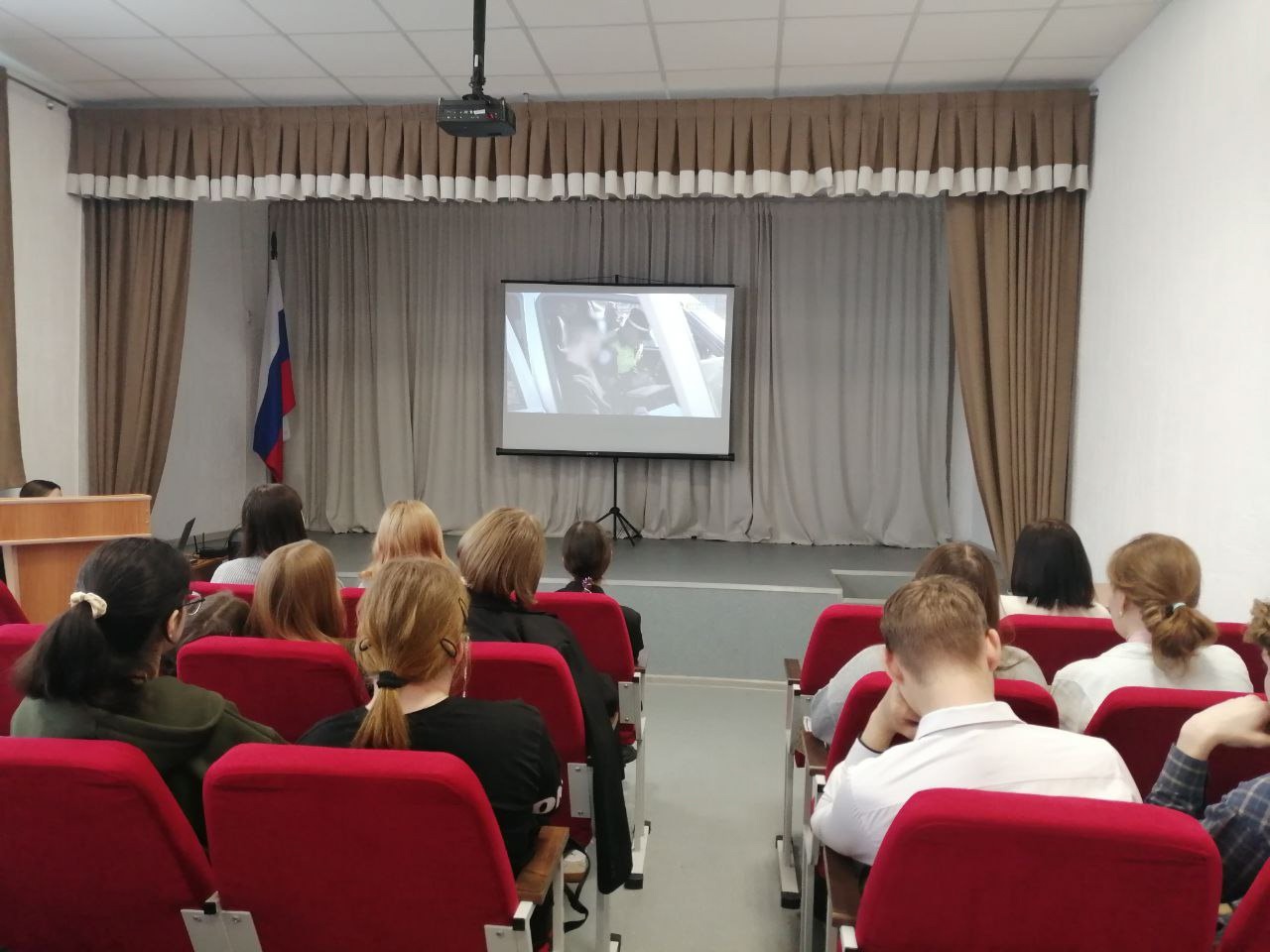 Классный час «Береги свою жизнь!».