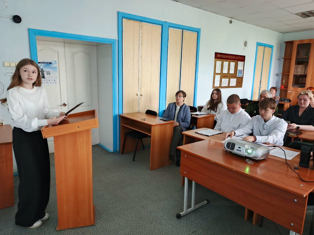 ‍О подвигах, о доблести, о чести.